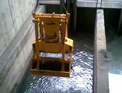 Electro Hydraulic Clamshell Grab